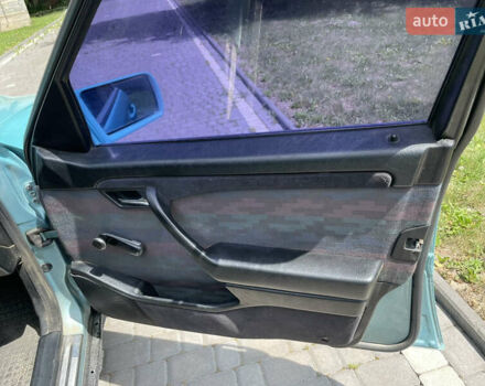 Зеленый Мерседес Ц-Класс, объемом двигателя 1.8 л и пробегом 360 тыс. км за 2500 $, фото 7 на Automoto.ua