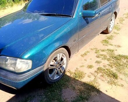 Зеленый Мерседес Ц-Класс, объемом двигателя 1.8 л и пробегом 0 тыс. км за 2700 $, фото 2 на Automoto.ua