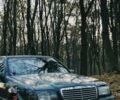 Зелений Мерседес Ц-Клас, об'ємом двигуна 2.5 л та пробігом 400 тис. км за 1100 $, фото 4 на Automoto.ua