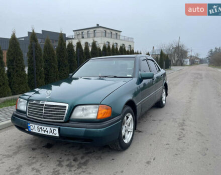 Зелений Мерседес Ц-Клас, об'ємом двигуна 1.8 л та пробігом 362 тис. км за 3000 $, фото 9 на Automoto.ua