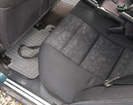 Зеленый Мерседес Ц-Класс, объемом двигателя 2.2 л и пробегом 350 тыс. км за 2900 $, фото 9 на Automoto.ua