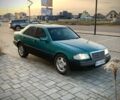 Зелений Мерседес Ц-Клас, об'ємом двигуна 2.3 л та пробігом 600 тис. км за 2500 $, фото 1 на Automoto.ua