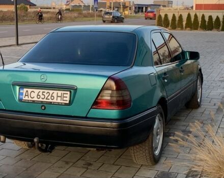 Зелений Мерседес Ц-Клас, об'ємом двигуна 2.3 л та пробігом 600 тис. км за 2500 $, фото 7 на Automoto.ua