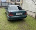 Зеленый Мерседес Ц-Класс, объемом двигателя 2 л и пробегом 250 тыс. км за 1650 $, фото 2 на Automoto.ua