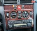 Мерседес Ц-Класс 1997 в Луцке на Automoto.ua Зеленый Мерседес Ц-Класс, объемом двигателя 1.8 л и пробегом 123 тыс. км за 6299 $, фото 44 на Automoto.ua