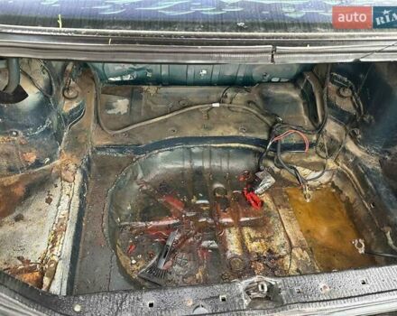 Зелений Мерседес Ц-Клас, об'ємом двигуна 1.8 л та пробігом 200 тис. км за 1200 $, фото 6 на Automoto.ua