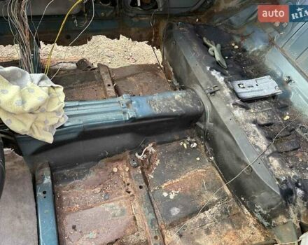 Зелений Мерседес Ц-Клас, об'ємом двигуна 1.8 л та пробігом 200 тис. км за 1200 $, фото 4 на Automoto.ua