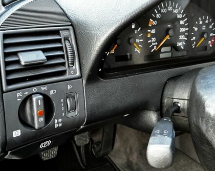 Зелений Мерседес Ц-Клас, об'ємом двигуна 1.8 л та пробігом 123 тис. км за 6500 $, фото 8 на Automoto.ua