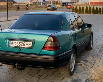 Зелений Мерседес Ц-Клас, об'ємом двигуна 2.3 л та пробігом 600 тис. км за 2500 $, фото 7 на Automoto.ua