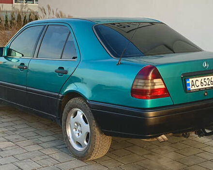 Зелений Мерседес Ц-Клас, об'ємом двигуна 2.3 л та пробігом 600 тис. км за 2500 $, фото 9 на Automoto.ua