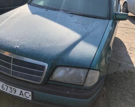 Мерседес Ц-Класс 1997 в Рава-Русская на Automoto.ua Зеленый Мерседес Ц-Класс, объемом двигателя 1.8 л и пробегом 260 тыс. км за 2800 $, фото 1 на Automoto.ua