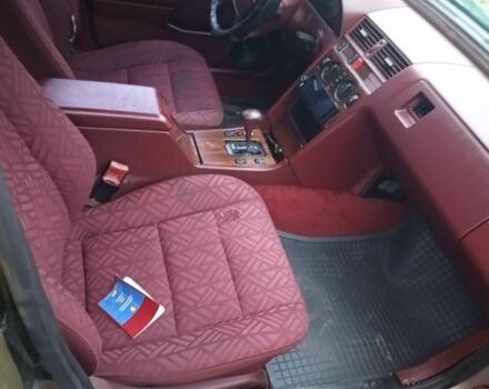 Зелений Мерседес Ц-Клас, об'ємом двигуна 1.8 л та пробігом 400 тис. км за 1000 $, фото 2 на Automoto.ua