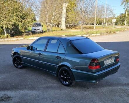 Зеленый Мерседес Ц-Класс, объемом двигателя 1.8 л и пробегом 280 тыс. км за 2550 $, фото 5 на Automoto.ua