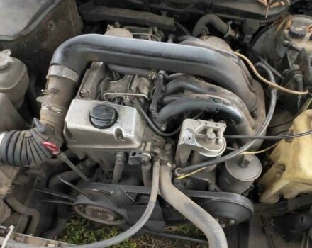 Зелений Мерседес Ц-Клас, об'ємом двигуна 2.2 л та пробігом 320 тис. км за 500 $, фото 2 на Automoto.ua