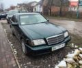 Зеленый Мерседес Ц-Класс, объемом двигателя 1.8 л и пробегом 300 тыс. км за 1999 $, фото 5 на Automoto.ua