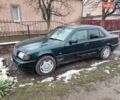 Зеленый Мерседес Ц-Класс, объемом двигателя 1.8 л и пробегом 300 тыс. км за 1999 $, фото 2 на Automoto.ua