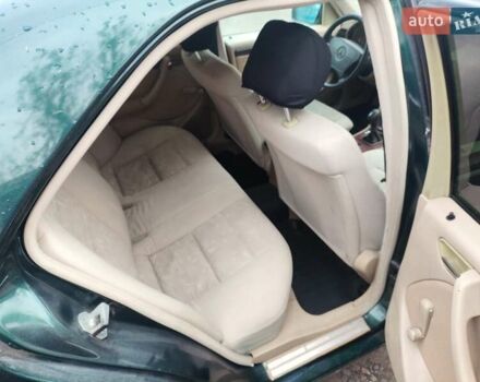 Зеленый Мерседес Ц-Класс, объемом двигателя 1.8 л и пробегом 300 тыс. км за 1999 $, фото 8 на Automoto.ua