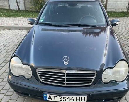 Зеленый Мерседес Ц-Класс, объемом двигателя 2 л и пробегом 196 тыс. км за 5300 $, фото 3 на Automoto.ua