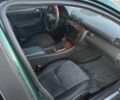 Зеленый Мерседес Ц-Класс, объемом двигателя 2 л и пробегом 348 тыс. км за 3000 $, фото 4 на Automoto.ua