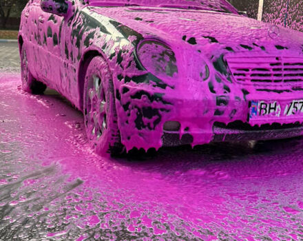 Зелений Мерседес Ц-Клас, об'ємом двигуна 2.2 л та пробігом 410 тис. км за 4000 $, фото 9 на Automoto.ua