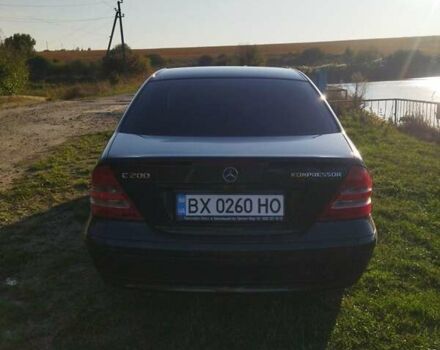 Зелений Мерседес Ц-Клас, об'ємом двигуна 1.8 л та пробігом 247 тис. км за 4800 $, фото 6 на Automoto.ua