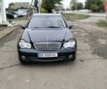 Зелений Мерседес Ц-Клас, об'ємом двигуна 1.8 л та пробігом 288 тис. км за 6500 $, фото 9 на Automoto.ua