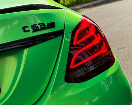 Зеленый Мерседес Ц-Класс, объемом двигателя 3.98 л и пробегом 99 тыс. км за 35000 $, фото 8 на Automoto.ua