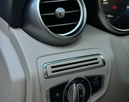 Мерседес Ц-Класс 2018 в Одессе на Automoto.ua Зеленый Мерседес Ц-Класс, объемом двигателя 1.99 л и пробегом 54 тыс. км за 35000 $, фото 14 на Automoto.ua