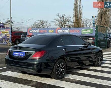 Зеленый Мерседес Ц-Класс, объемом двигателя 2 л и пробегом 109 тыс. км за 29999 $, фото 4 на Automoto.ua
