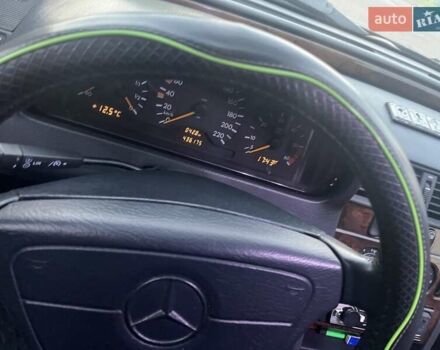 Мерседес Ц-Класс 1997 в Баштанке на Automoto.ua Зеленый Мерседес Ц-Класс, объемом двигателя 2.5 л и пробегом 436 тыс. км за 4200 $, фото 11 на Automoto.ua