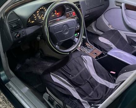 Мерседес Ц-Класс 1997 в Баштанке на Automoto.ua Зеленый Мерседес Ц-Класс, объемом двигателя 2.5 л и пробегом 436 тыс. км за 4200 $, фото 17 на Automoto.ua