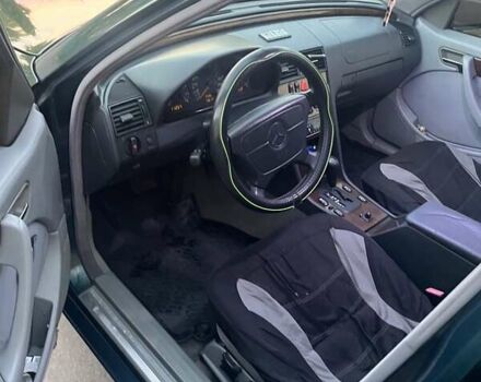 Мерседес Ц-Класс 1997 в Баштанке на Automoto.ua Зеленый Мерседес Ц-Класс, объемом двигателя 2.5 л и пробегом 436 тыс. км за 4200 $, фото 12 на Automoto.ua