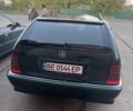 Зелений Мерседес Ц-Клас, об'ємом двигуна 2.5 л та пробігом 436 тис. км за 3800 $, фото 4 на Automoto.ua