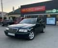 Зелений Мерседес Ц-Клас, об'ємом двигуна 1.8 л та пробігом 240 тис. км за 2700 $, фото 1 на Automoto.ua