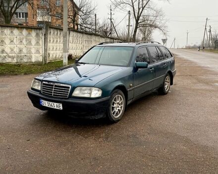 Зеленый Мерседес Ц-Класс, объемом двигателя 1.8 л и пробегом 350 тыс. км за 2100 $, фото 4 на Automoto.ua