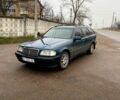 Зеленый Мерседес Ц-Класс, объемом двигателя 1.8 л и пробегом 350 тыс. км за 2100 $, фото 4 на Automoto.ua