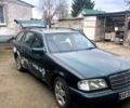Зеленый Мерседес Ц-Класс, объемом двигателя 2 л и пробегом 280 тыс. км за 2400 $, фото 7 на Automoto.ua