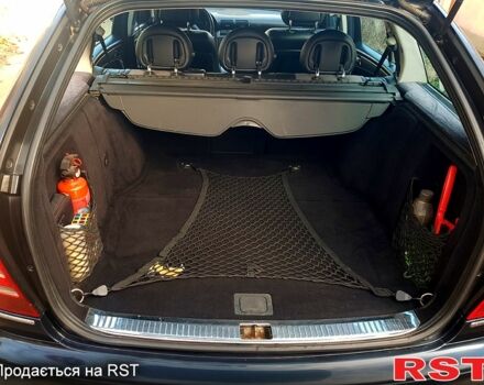 Зелений Мерседес Ц-Клас, об'ємом двигуна 2.1 л та пробігом 334 тис. км за 5500 $, фото 7 на Automoto.ua