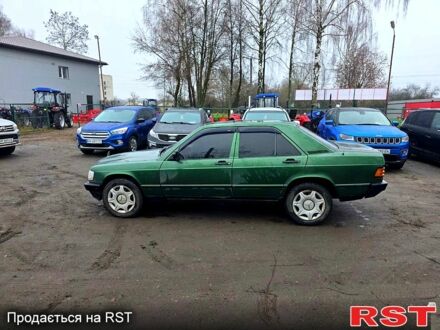 Зелений Мерседес Ц-Клас, об'ємом двигуна 2 л та пробігом 185 тис. км за 2400 $, фото 1 на Automoto.ua