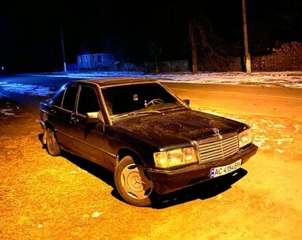 Зелений Мерседес Ц-Клас, об'ємом двигуна 20 л та пробігом 300 тис. км за 1600 $, фото 1 на Automoto.ua