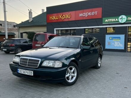 Зелений Мерседес Ц-Клас, об'ємом двигуна 1.8 л та пробігом 240 тис. км за 2700 $, фото 1 на Automoto.ua