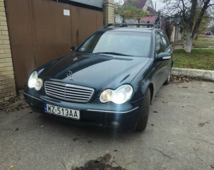 Зеленый Мерседес Ц-Класс, объемом двигателя 0 л и пробегом 240 тыс. км за 2800 $, фото 1 на Automoto.ua