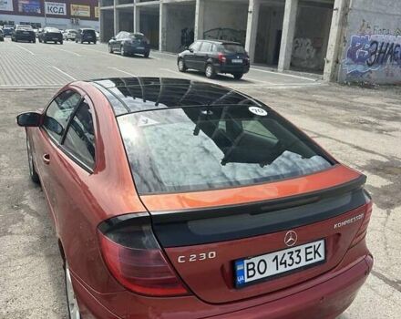 Помаранчевий Мерседес Ц-Клас, об'ємом двигуна 2.3 л та пробігом 200 тис. км за 4500 $, фото 3 на Automoto.ua