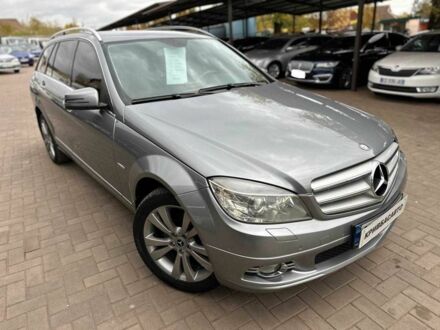 Мерседес C серия 2010 в Кривом Роге на Automoto.ua Серый Мерседес C серия, объемом двигателя 0 л и пробегом 254 тыс. км за 9300 $, фото 1 на Automoto.ua