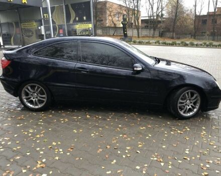 Синий Мерседес C серия, объемом двигателя 0 л и пробегом 275 тыс. км за 4350 $, фото 10 на Automoto.ua
