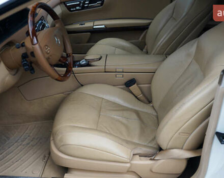 Белый Мерседес ЦЛ-класс, объемом двигателя 5.5 л и пробегом 147 тыс. км за 14000 $, фото 31 на Automoto.ua