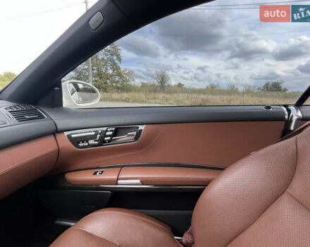 Белый Мерседес ЦЛ-класс, объемом двигателя 5.5 л и пробегом 140 тыс. км за 15000 $, фото 17 на Automoto.ua