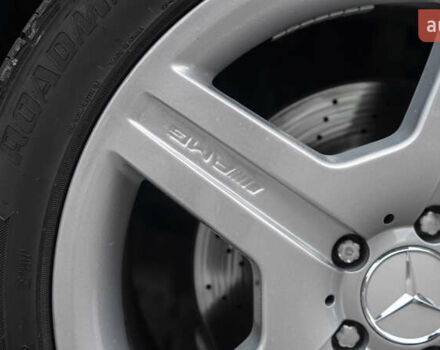 Белый Мерседес ЦЛ-класс, объемом двигателя 5.5 л и пробегом 147 тыс. км за 14000 $, фото 22 на Automoto.ua