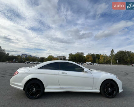 Белый Мерседес ЦЛ-класс, объемом двигателя 5.5 л и пробегом 140 тыс. км за 15000 $, фото 6 на Automoto.ua