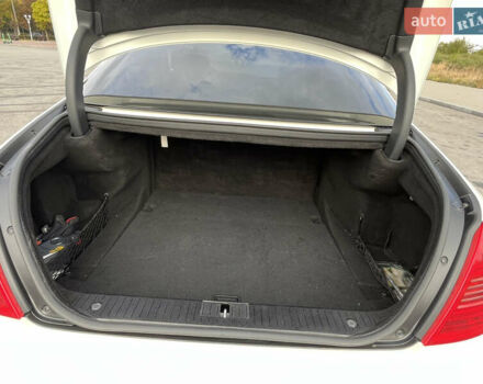 Белый Мерседес ЦЛ-класс, объемом двигателя 5.5 л и пробегом 140 тыс. км за 15000 $, фото 26 на Automoto.ua